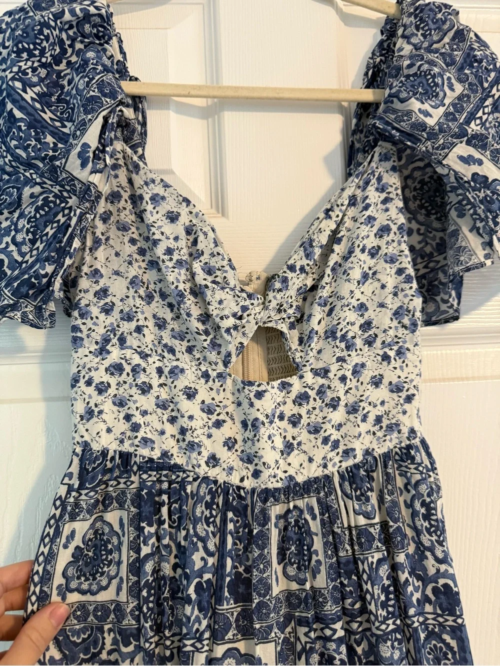 Abercrombie & Fitch Blue & White Floral Maxi Dress XS